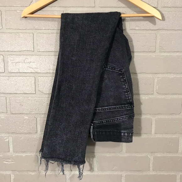 Gap high-rise cigarette jean - Picture 4 of 6